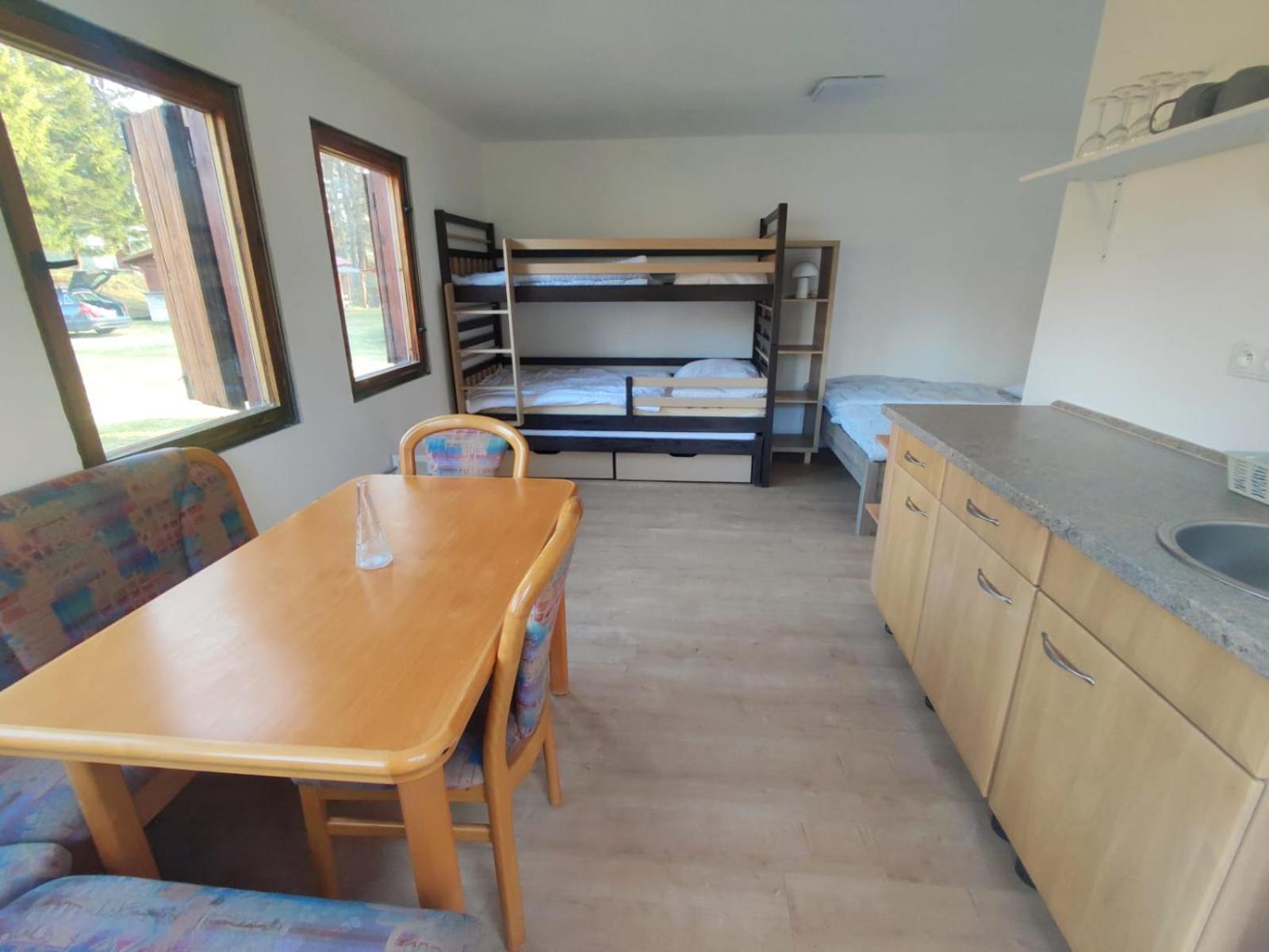 Lesni Chaty "Hogo Fogo" Kytlice Chambre photo